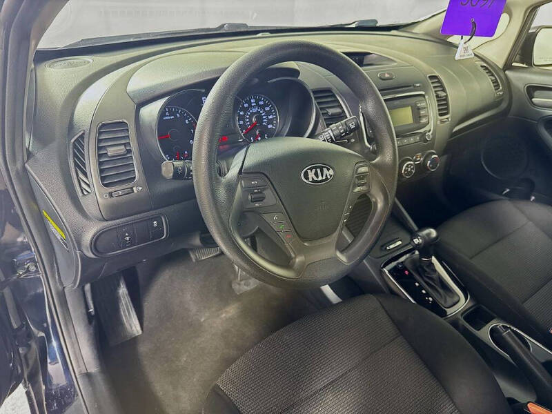 2017 Kia Forte5 LX