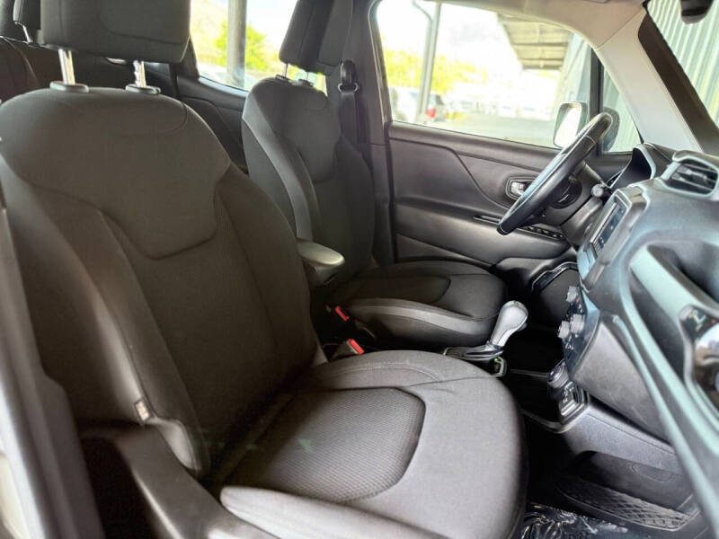 2020 Jeep Renegade Altitude