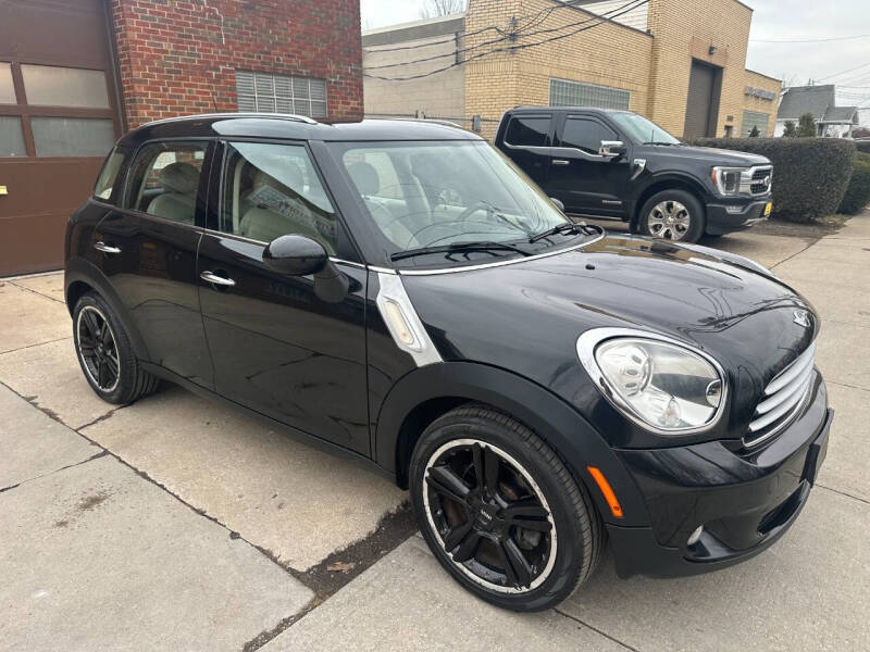 2011 MINI Countryman Countryman photo 8