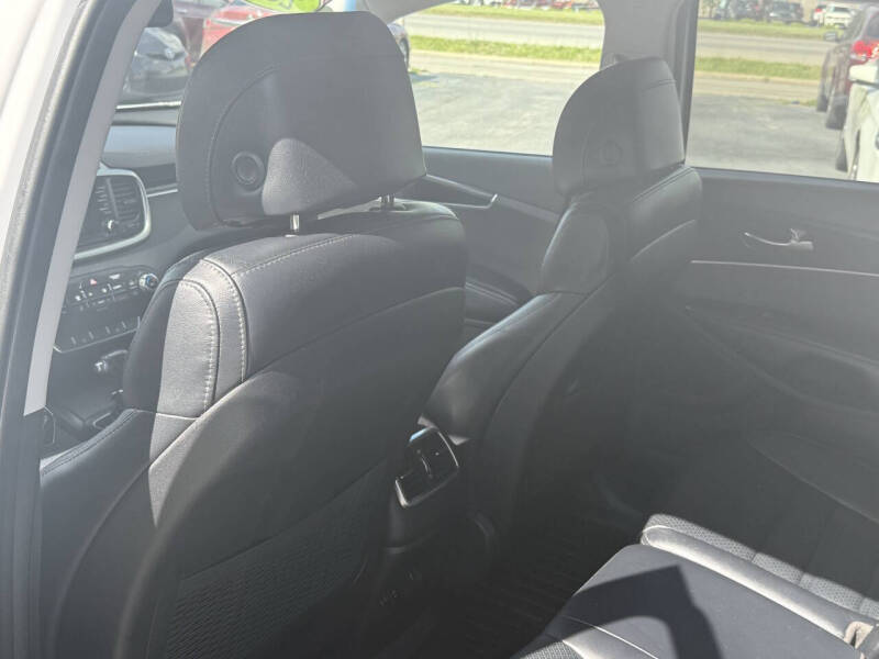 2017 Kia Sorento LX