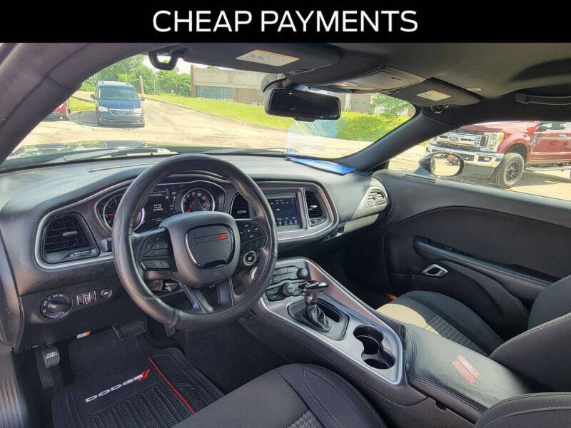 2019 Dodge Challenger SXT