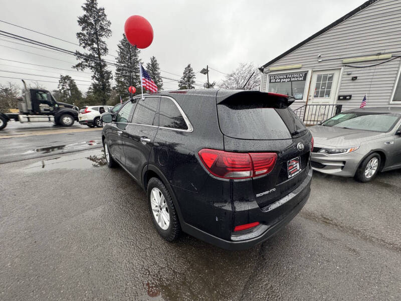 2019 Kia Sorento LX