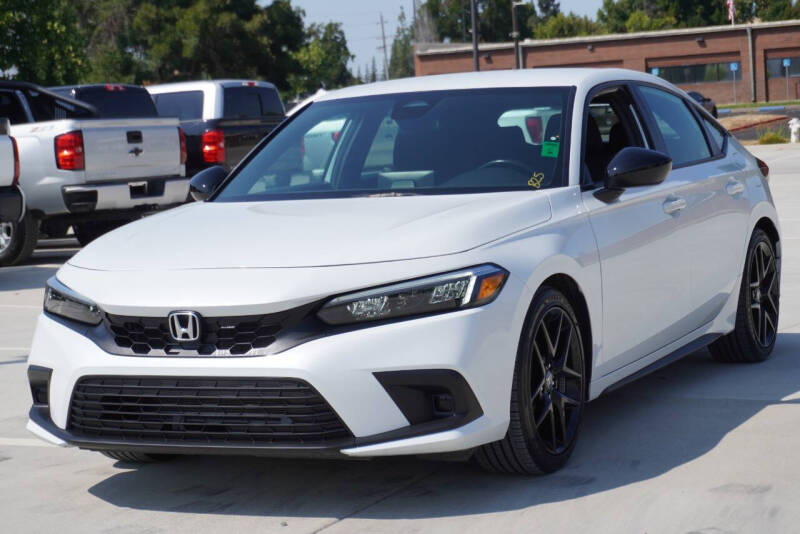 2023 Honda Civic Hatchback Sport's photo