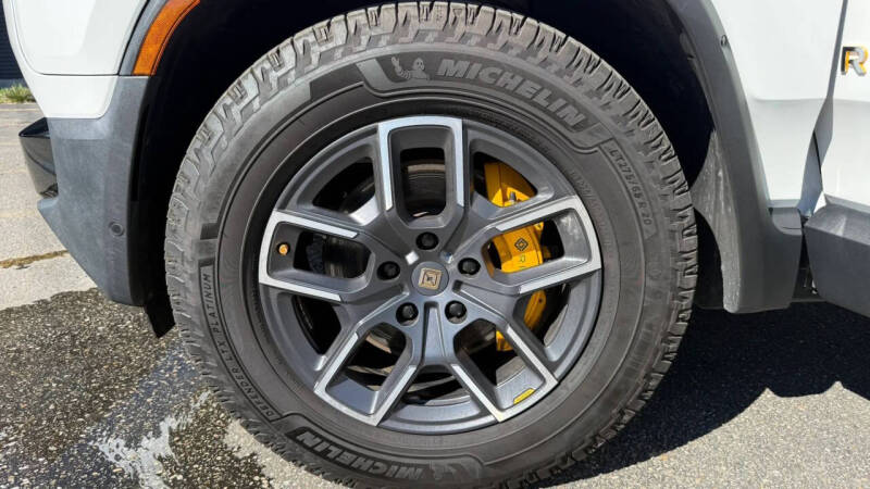 2023 Rivian R1S Launch Edition