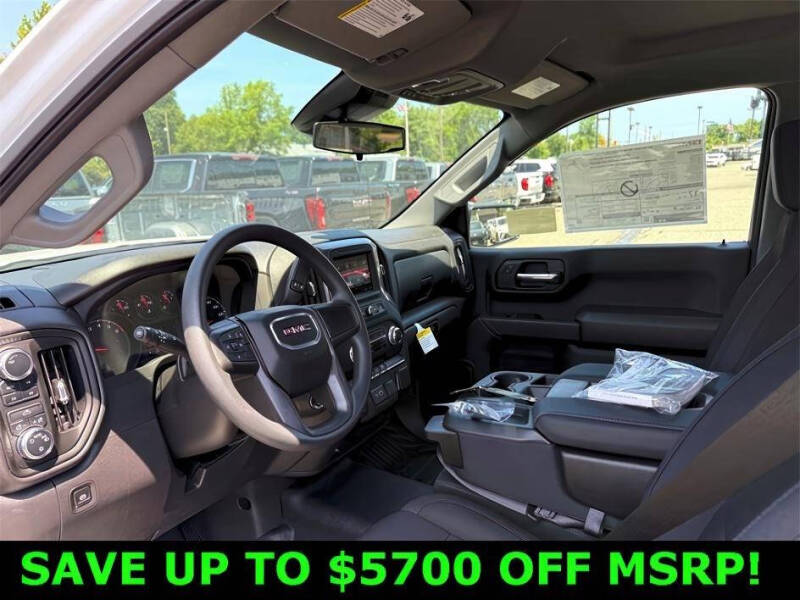 2025 GMC Sierra 1500 Pro