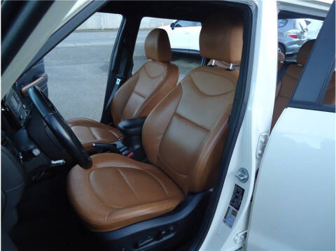 2016 Kia Soul !