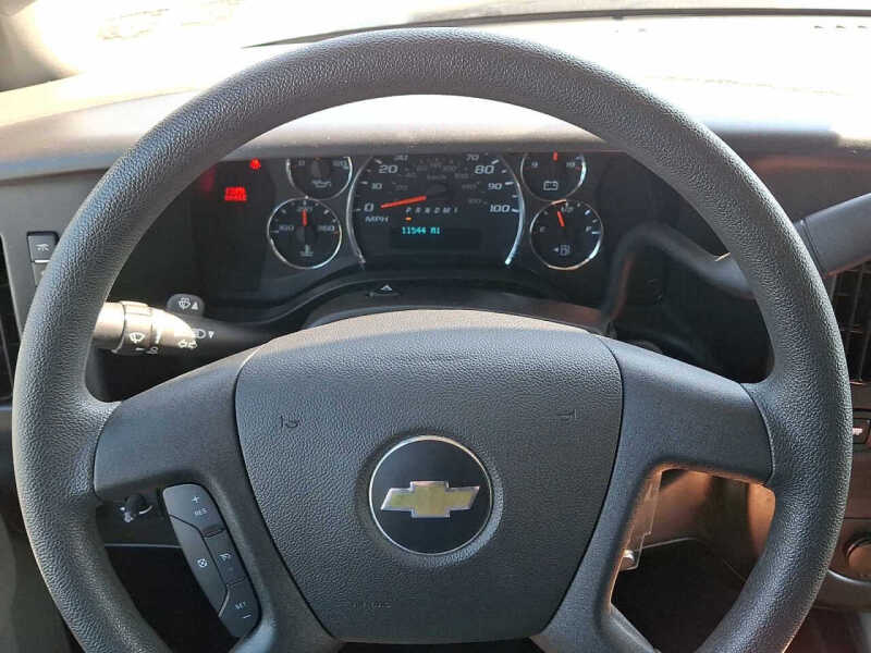 2024 Chevrolet Express 2500