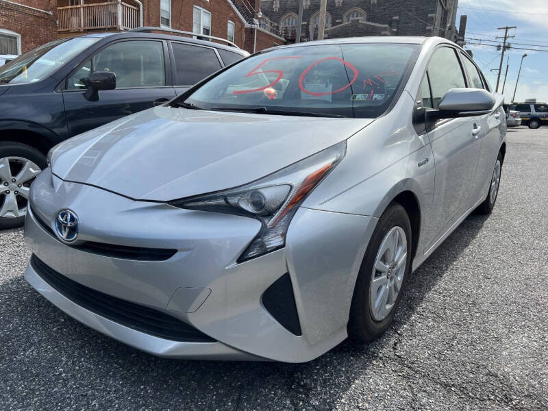 2016 Toyota Prius Two