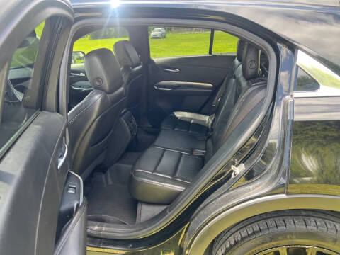2021 Cadillac XT4 Premium Luxury