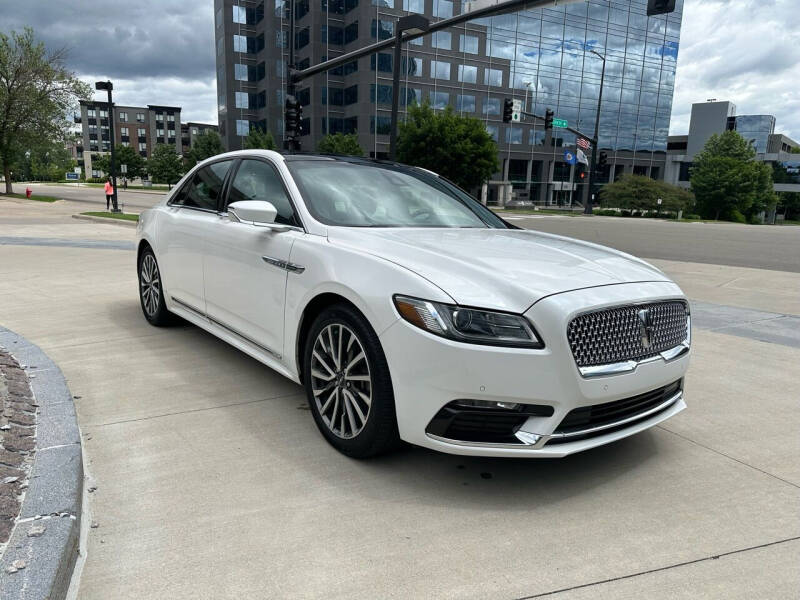 2017 Lincoln Continental Select