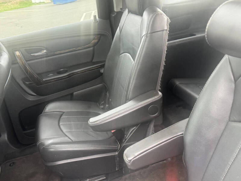 2016 GMC Acadia Denali