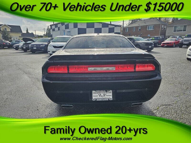 2013 Dodge Challenger SXT