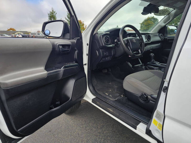 2020 Toyota Tacoma SR