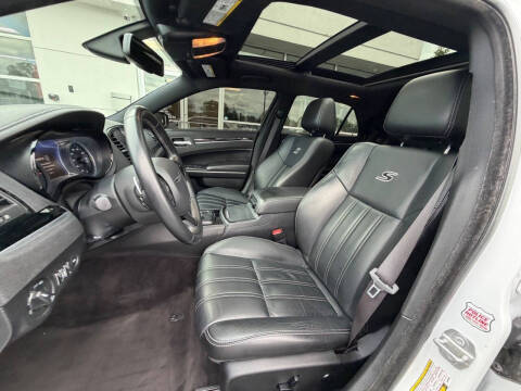 2017 Chrysler 300 S