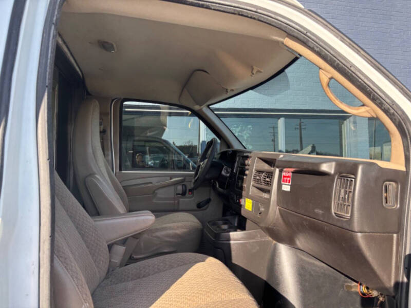 2008 Chevrolet Express Cube Van