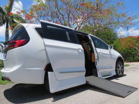 2022 Chrysler Pacifica Pinnacle