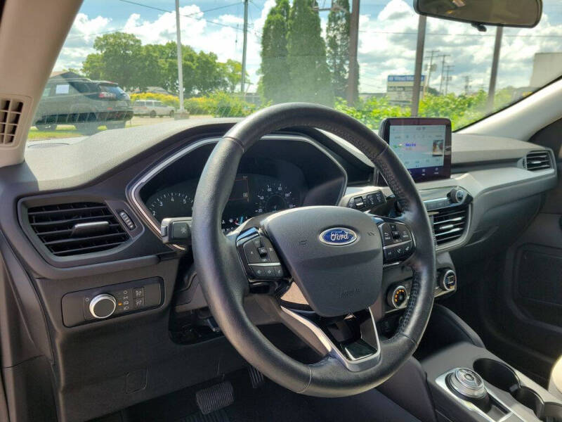2021 Ford Escape SE