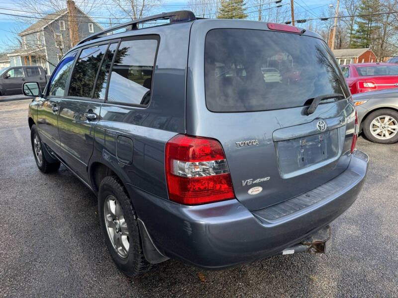 2005 Toyota Highlander Base photo 15