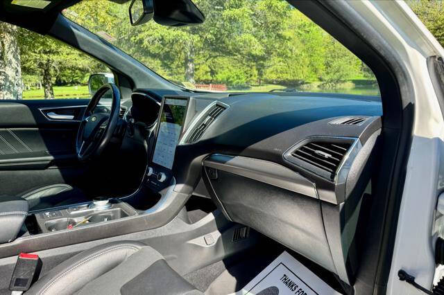 2021 Ford Edge ST