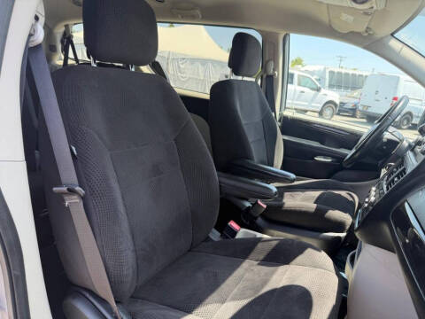 2014 Dodge Grand Caravan SE