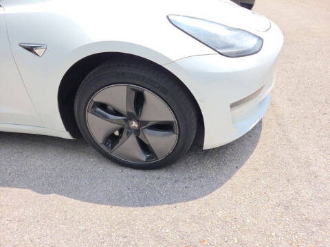 2018 Tesla Model 3 Mid Range