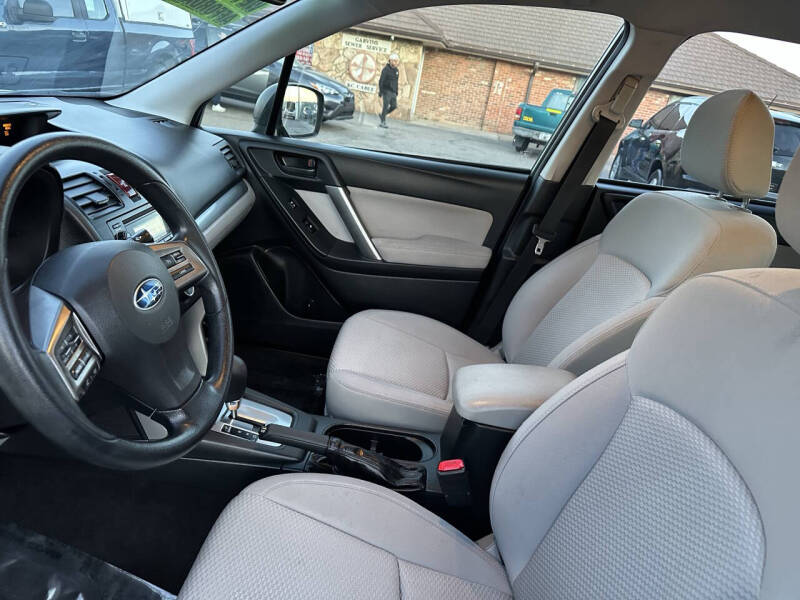 2014 Subaru Forester 2.5i