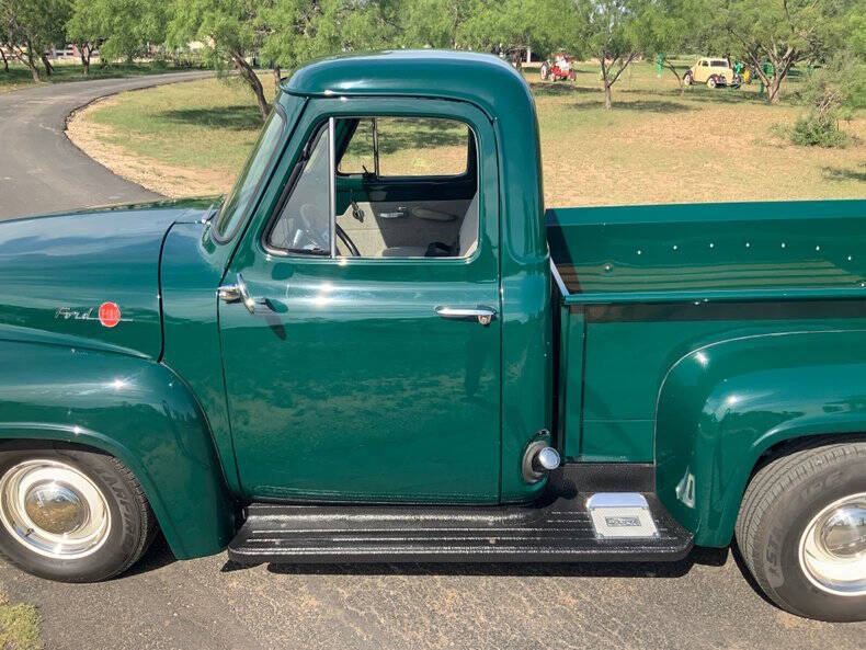 1955 Ford F-100