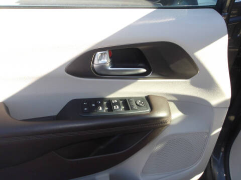 2018 Chrysler Pacifica Touring L