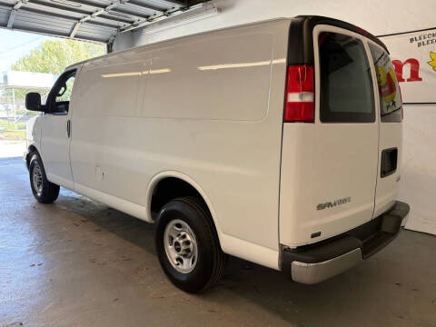 2024 GMC Savana 2500