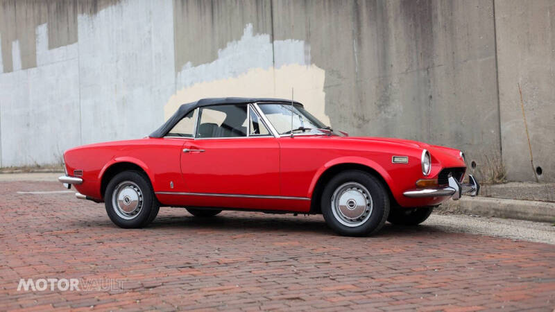 1973 FIAT 124 Spider