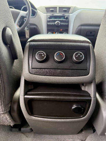 2012 Chevrolet Traverse LS