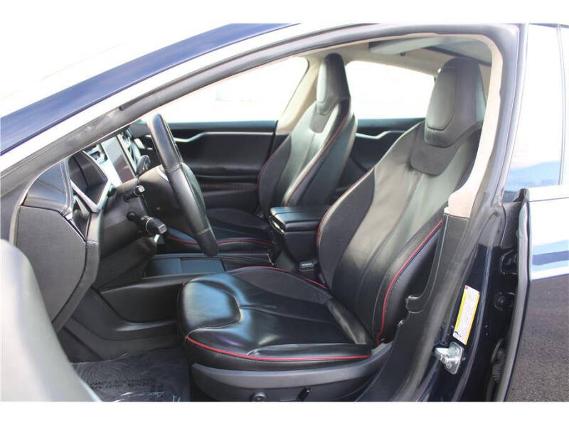 2012 Tesla Model S