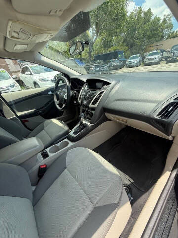2014 Ford Focus SE