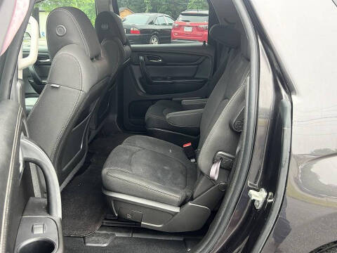 2015 GMC Acadia SLE-2