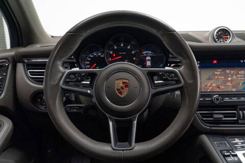 2020 Porsche Macan