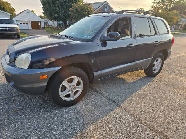 2004 Hyundai SANTA FE for sale at QUEENSGATE AUTO SALES in York, PA