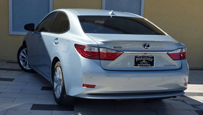 2013 Lexus ES 300h