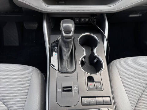 2021 Toyota Highlander Hybrid LE