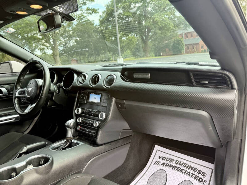 2019 Ford Mustang EcoBoost