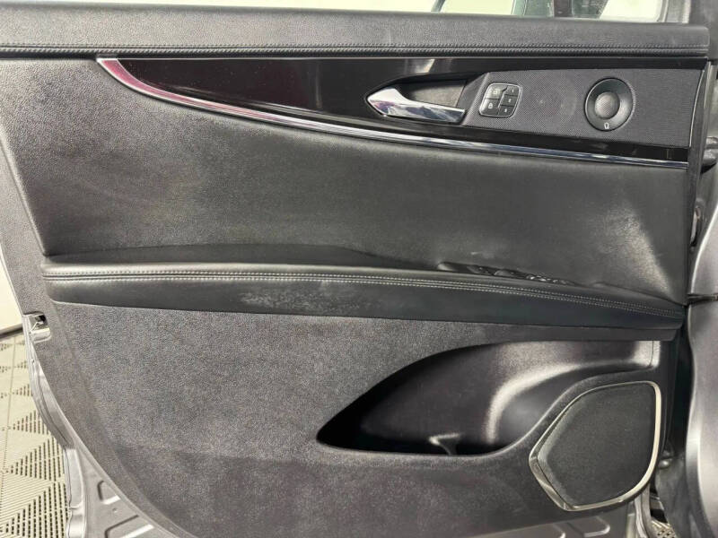 2021 Lincoln Nautilus Reserve