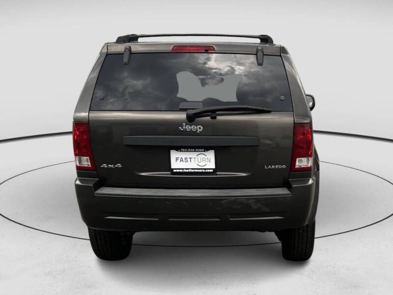 2005 Jeep Grand Cherokee Laredo