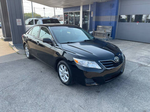 2011 Toyota Camry for sale at Gateway Motor Sales in Cudahy WI
