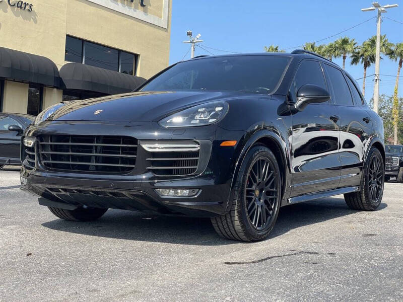 2016 Porsche Cayenne GTS