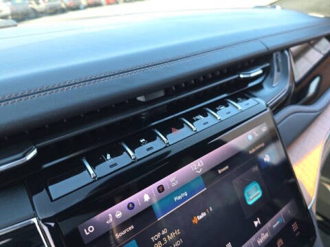 2022 Jeep Grand Cherokee L Summit