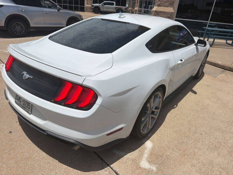 2022 Ford Mustang EcoBoost Premium
