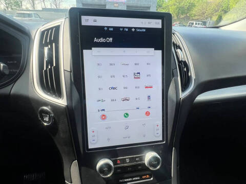 2023 Ford Edge SE