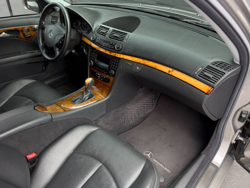2003 Mercedes-Benz E-Class E 320