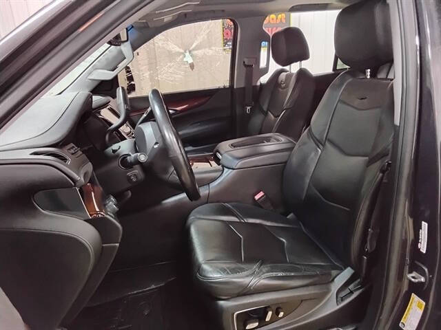 2015 Cadillac Escalade Luxury