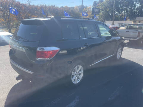 2013 Toyota Highlander SE