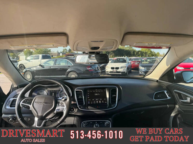 2017 Chrysler 200 Limited Platinum